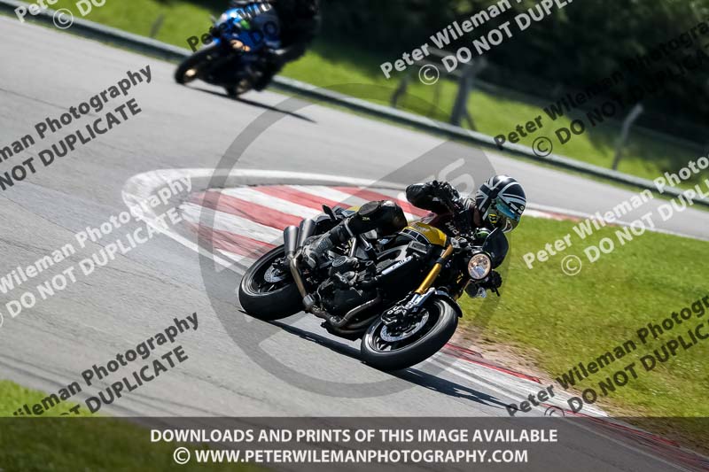 donington no limits trackday;donington park photographs;donington trackday photographs;no limits trackdays;peter wileman photography;trackday digital images;trackday photos